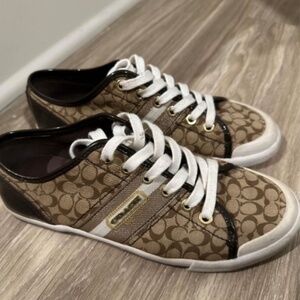 Women’s Coach Frances Lace-Up Sneakers Size 7b